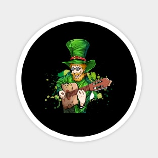 st patrick's day playing guitar Magnet